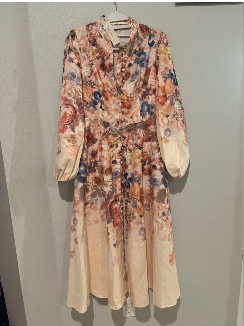 Commense Cream Floral Belted Midi Dress with Pastel Bouquet - Picture 12 of 13